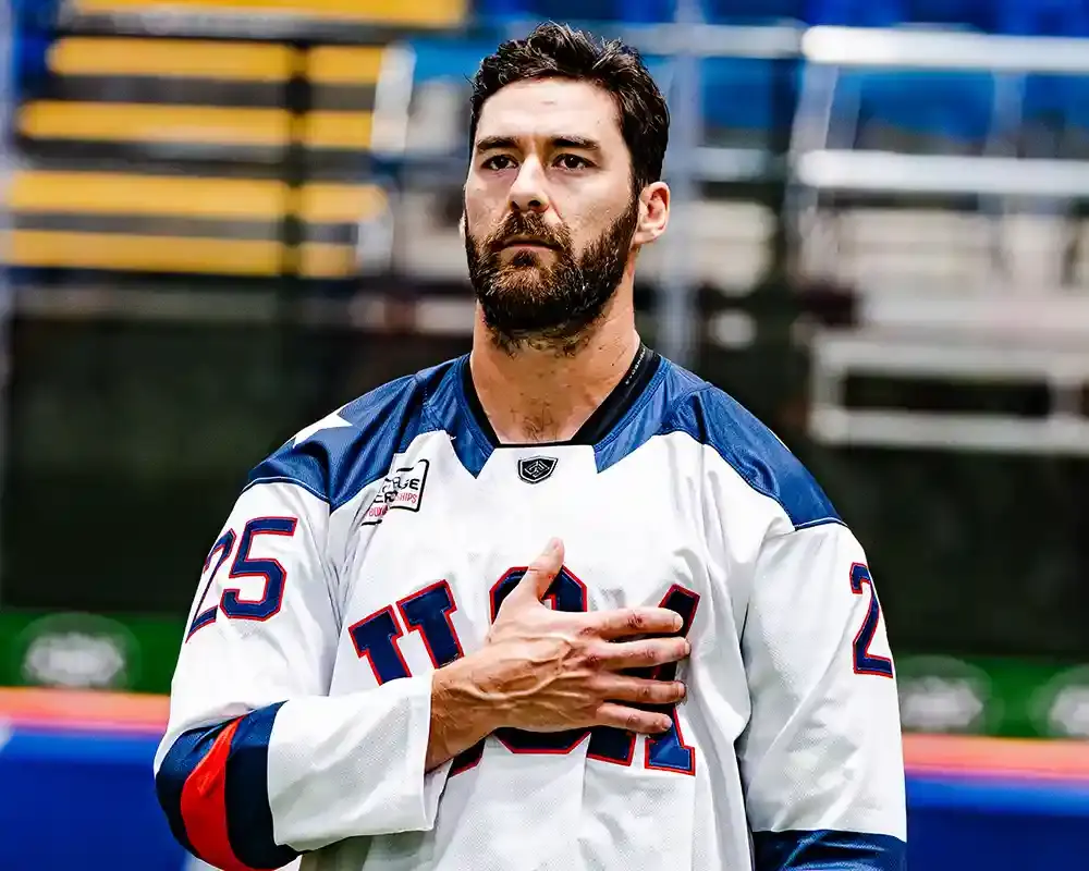 Eli Gobrecht playing for the WaterDogs